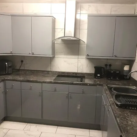 2 Bed Flat Near Mutley Plain Plymouth Apartment Exterior photo